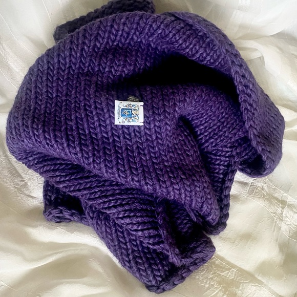 Portolano Wool Blend Infinity Scarf - Picture 9 of 14